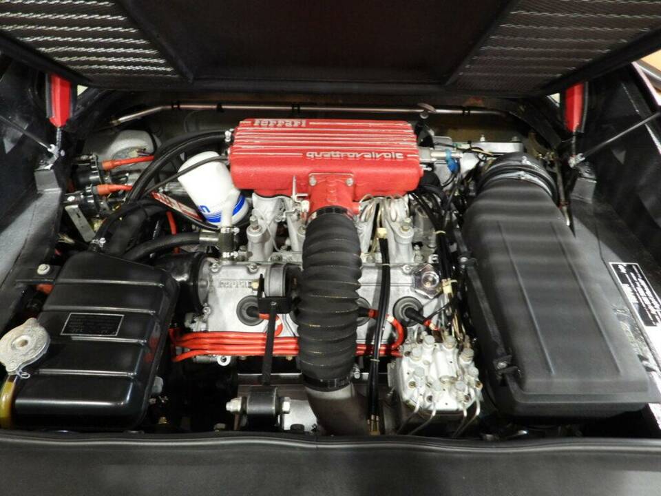 Immagine 9/15 di Ferrari 308 GTBi Quattrovalvole (1983)