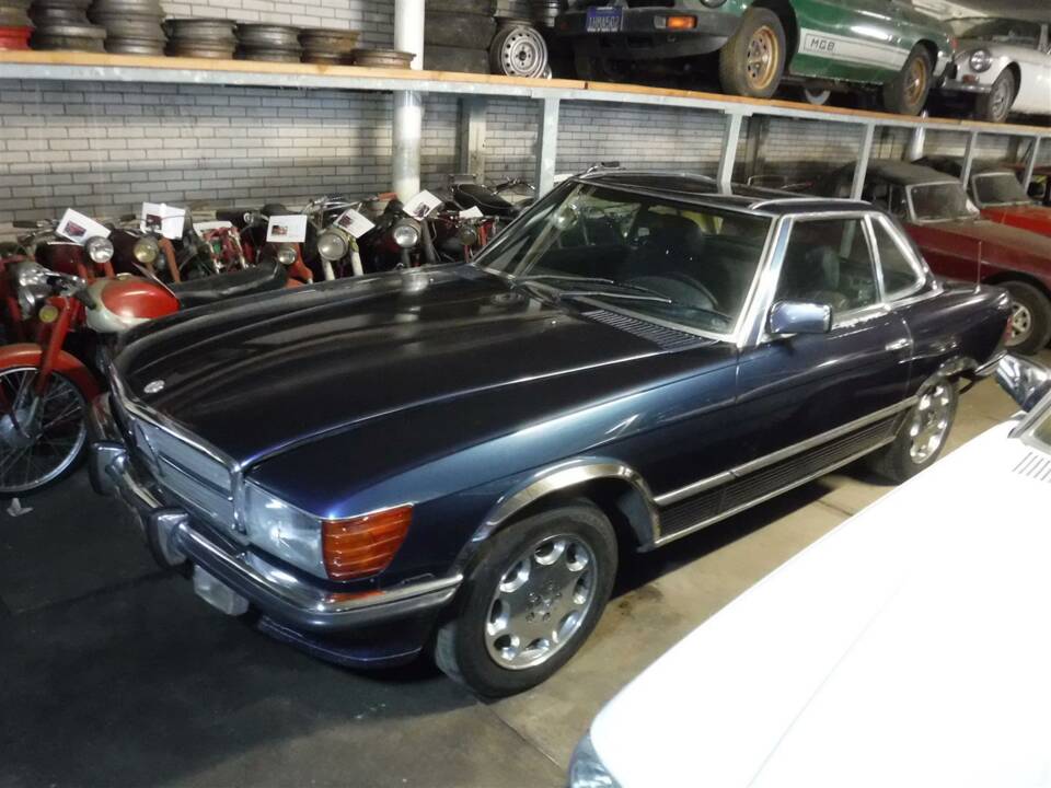 Image 39/50 of Mercedes-Benz 380 SL (1982)