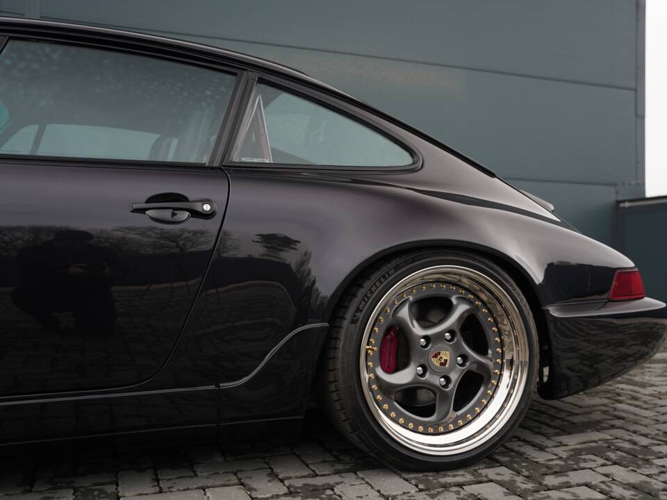 Bild 46/50 von Porsche 911 Carrera 4 (1990)