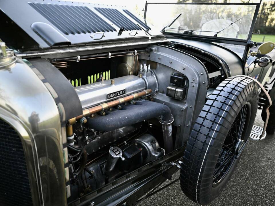 Image 41/50 de Bentley 4 1/2 Litre (1928)