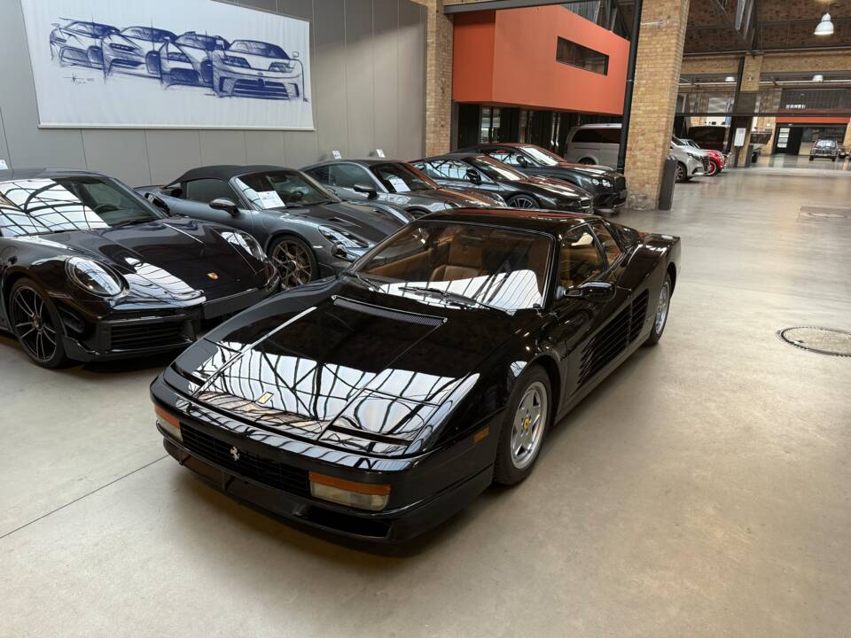 Image 2/29 de Ferrari Testarossa (1989)