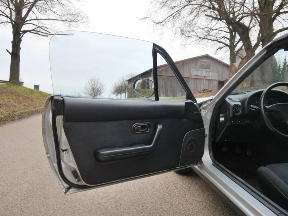Image 44/48 de Mazda MX-5 1.6 (1900)