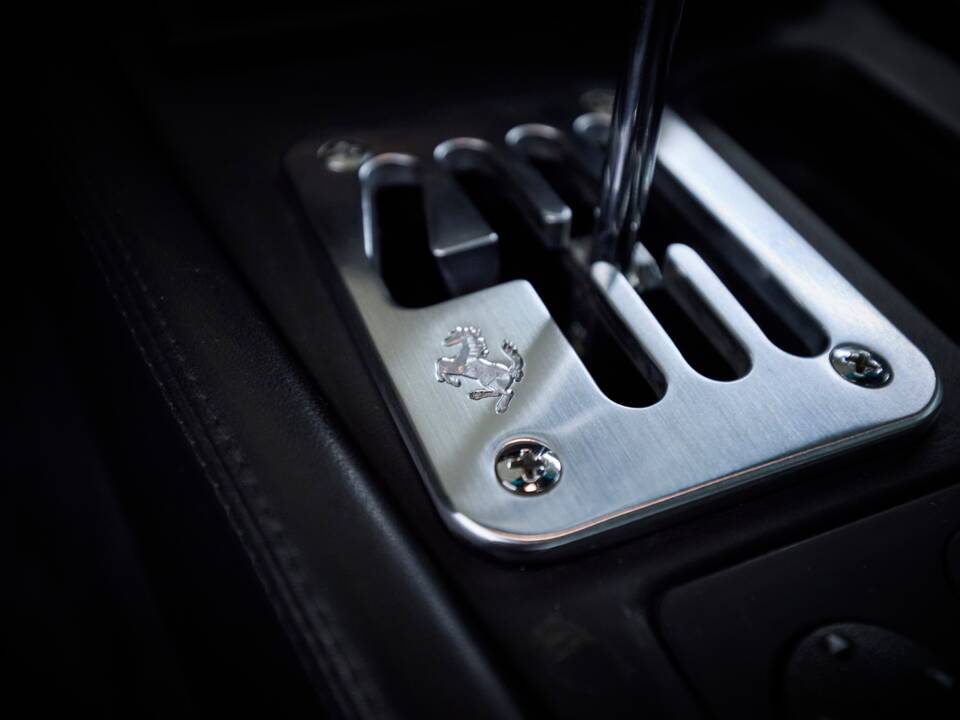 Bild 95/98 von Ferrari 550 Maranello (1998)