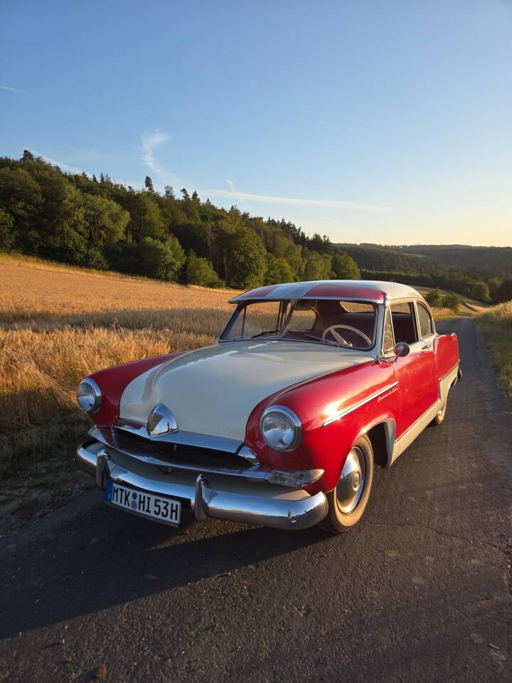 Immagine 4/52 di Kaiser Henry J (1953)