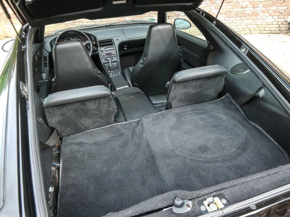 Afbeelding 42/50 van Porsche 928 GTS (1994)