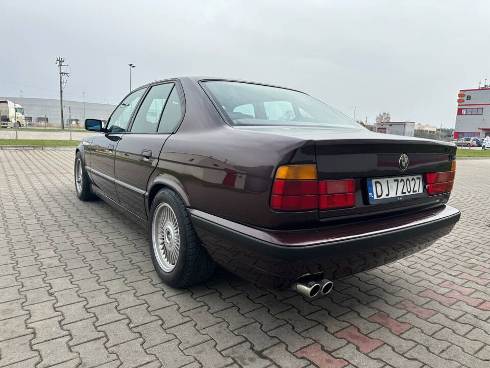 Bild 15/100 von BMW 540i (1992)