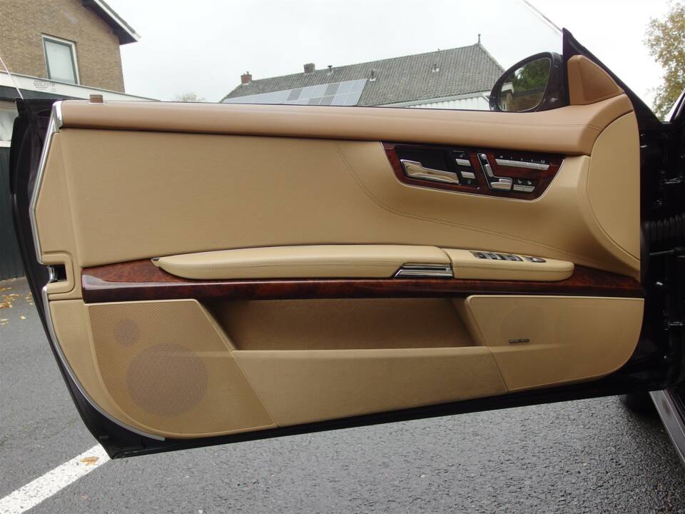 Bild 18/49 von Mercedes-Benz CL 63 AMG (2007)