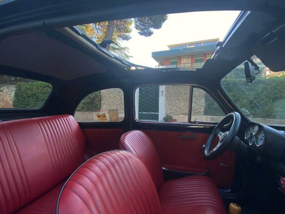 Image 17/41 de FIAT 500 L (1969)