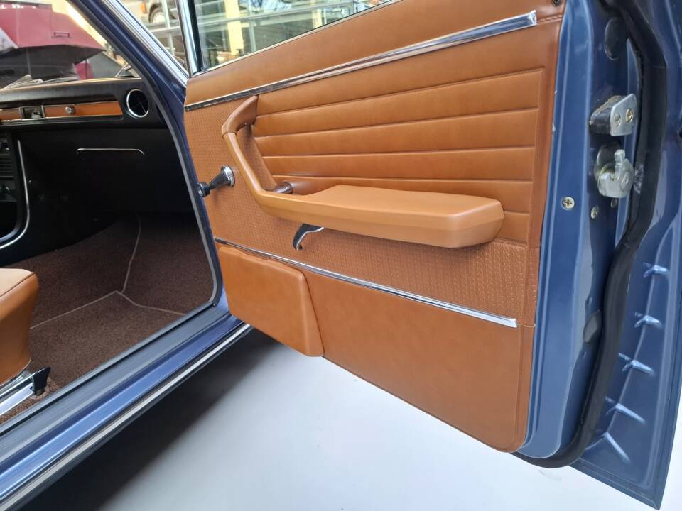 Bild 11/29 von BMW 2500 (1972)
