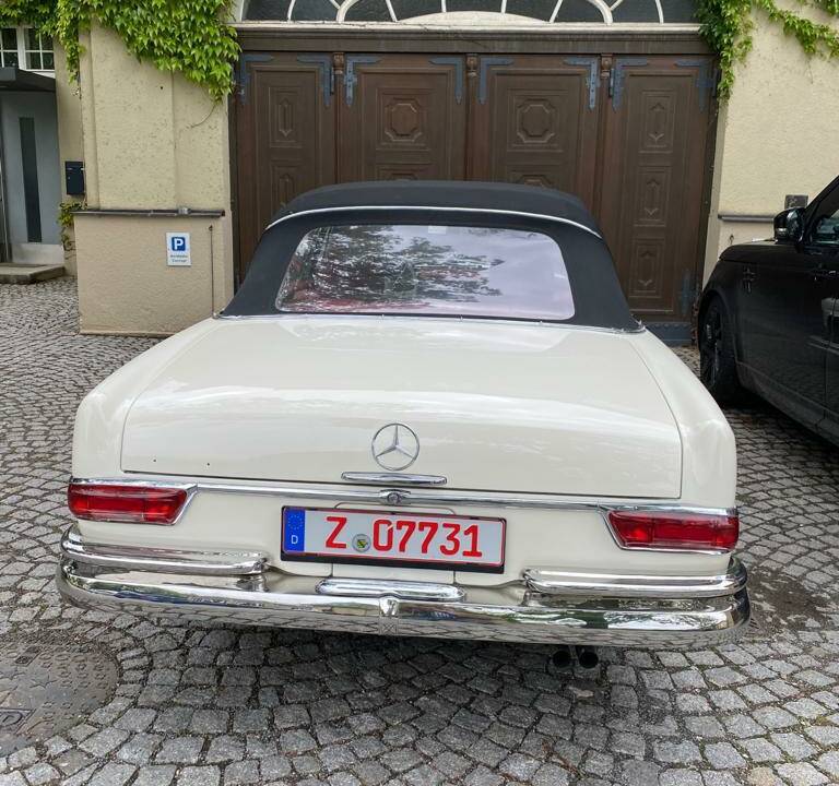 Bild 13/77 von Mercedes-Benz 250 SE (1966)