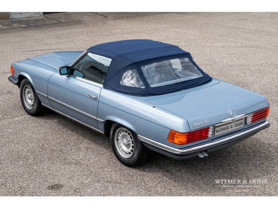 Imagen 15/28 de Mercedes-Benz 380 SL (1984)
