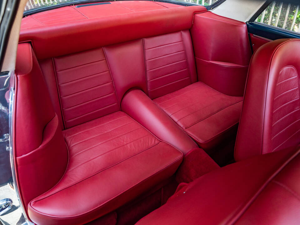 Image 27/37 of Maserati 3500 GT Touring (1960)