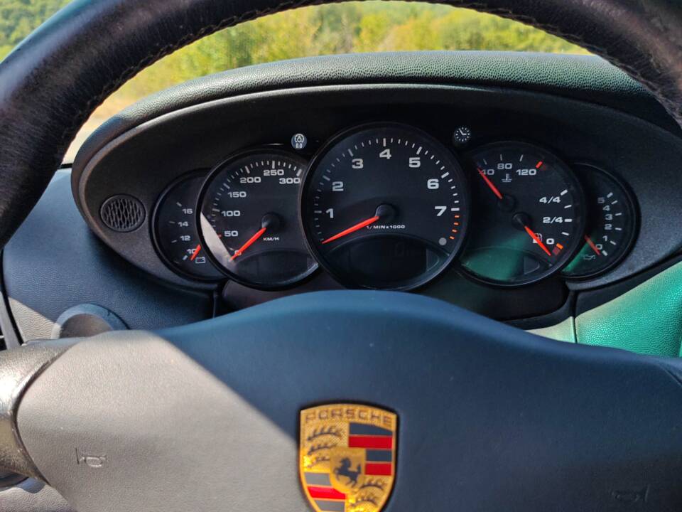 Image 43/50 de Porsche 911 Carrera (1999)