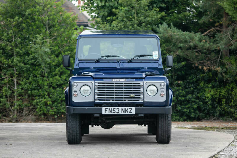 Image 6/50 de Land Rover Defender 90 Td5 (2003)