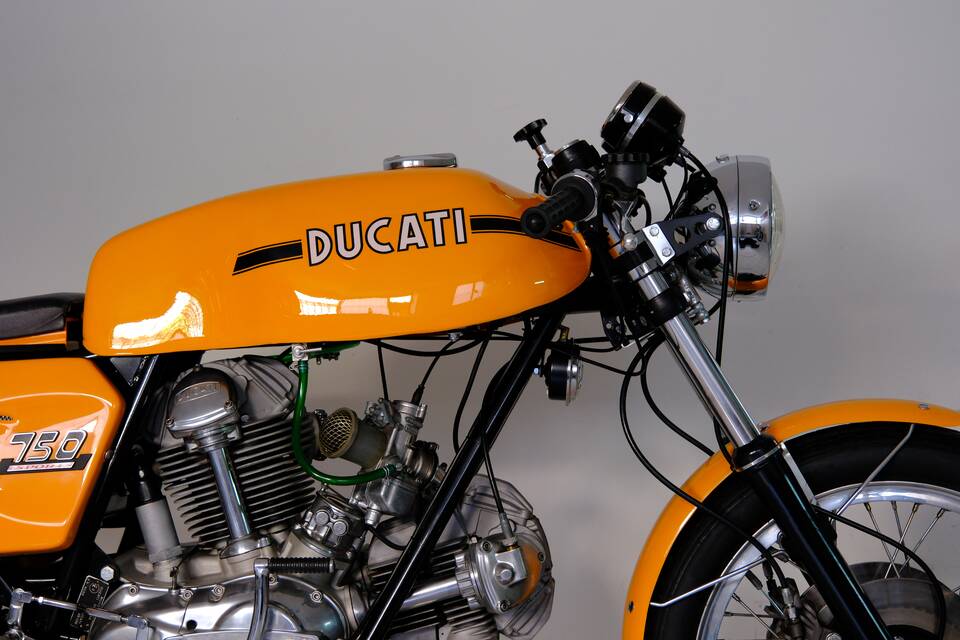 Afbeelding 4/96 van Ducati 750 Sport (1974)