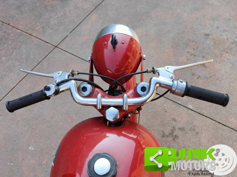 Image 4/10 de MV Agusta DUMMY (1955)