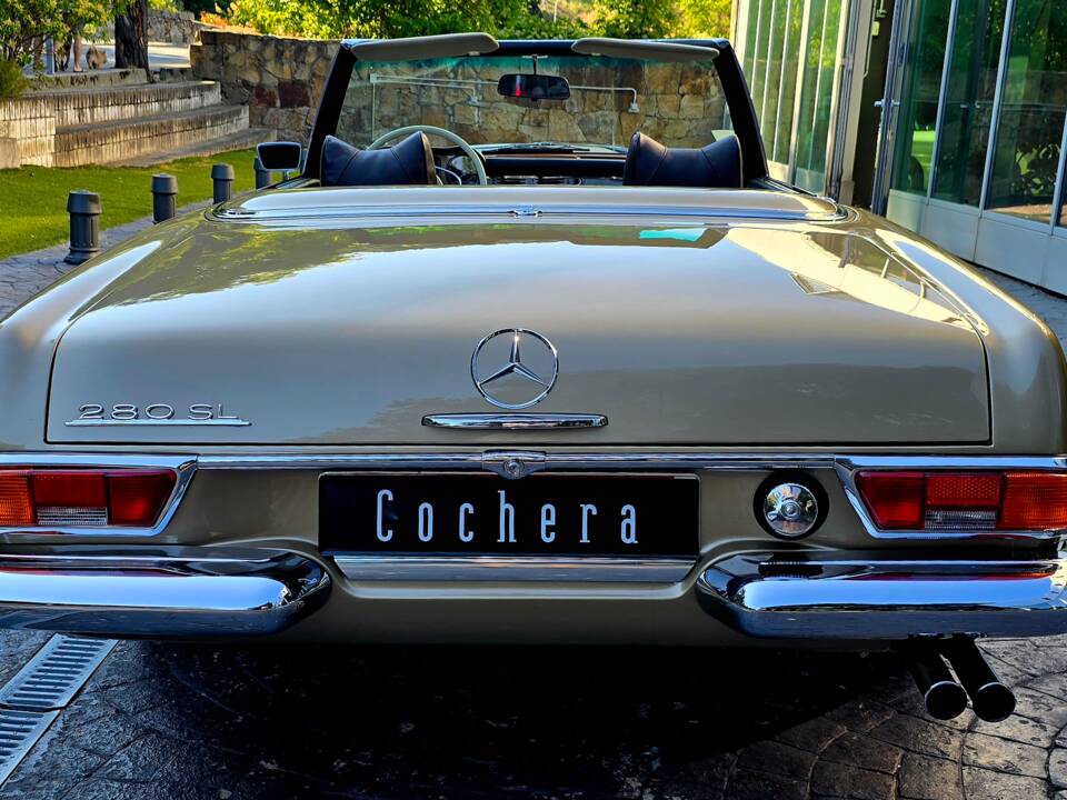Image 7/21 of Mercedes-Benz 280 SL (1971)