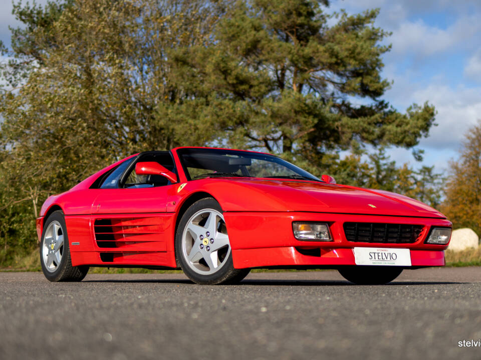 Image 2/33 of Ferrari 348 TS (1993)