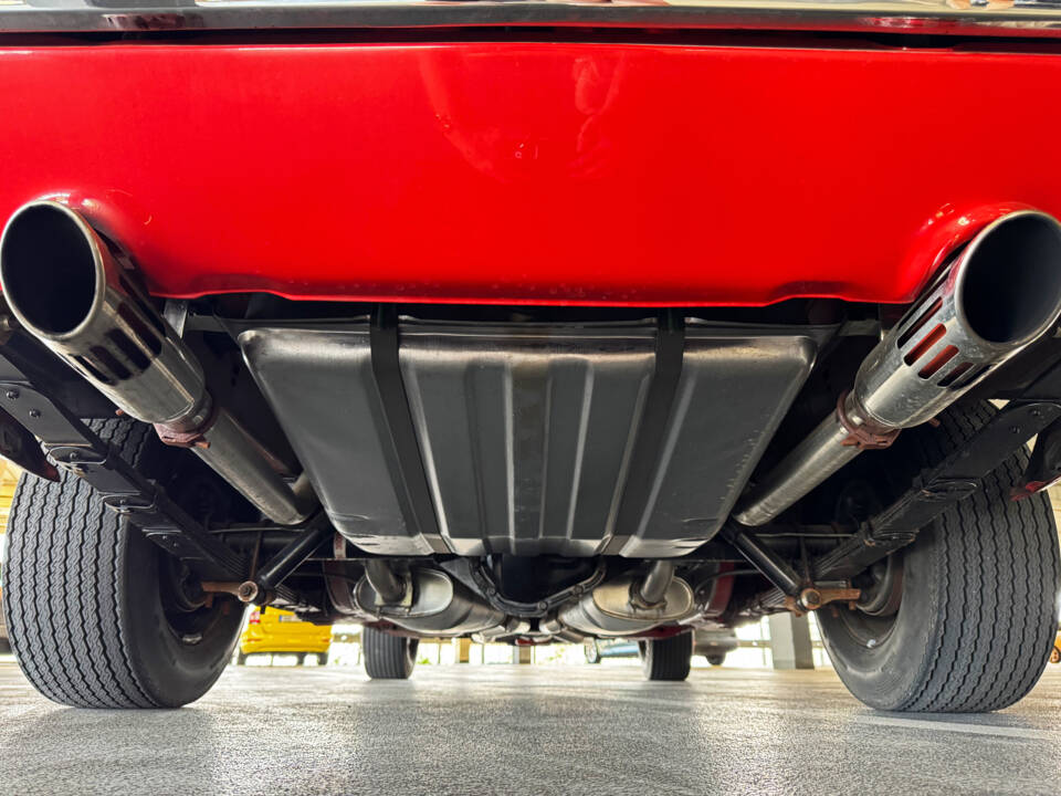 Image 49/81 of Dodge Charger Super Bee 440 (1971)