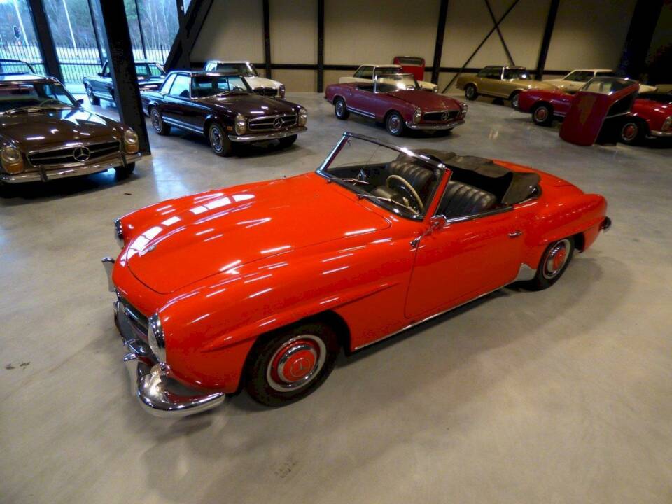 Image 3/33 of Mercedes-Benz 190 SL (1961)