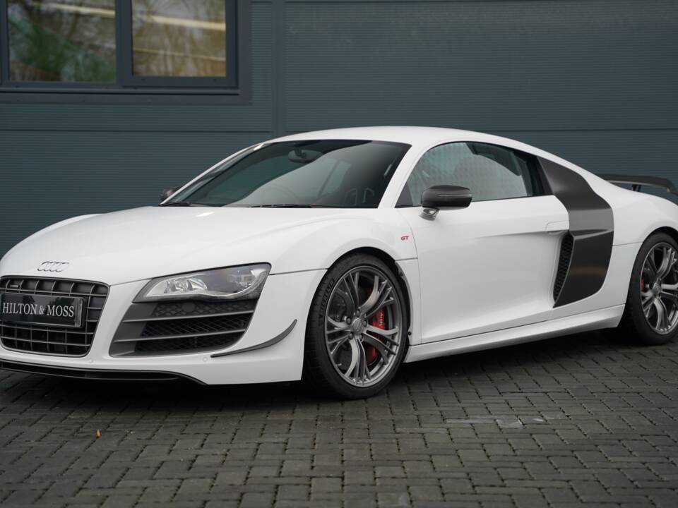 Bild 4/50 von Audi R8 GT (2011)