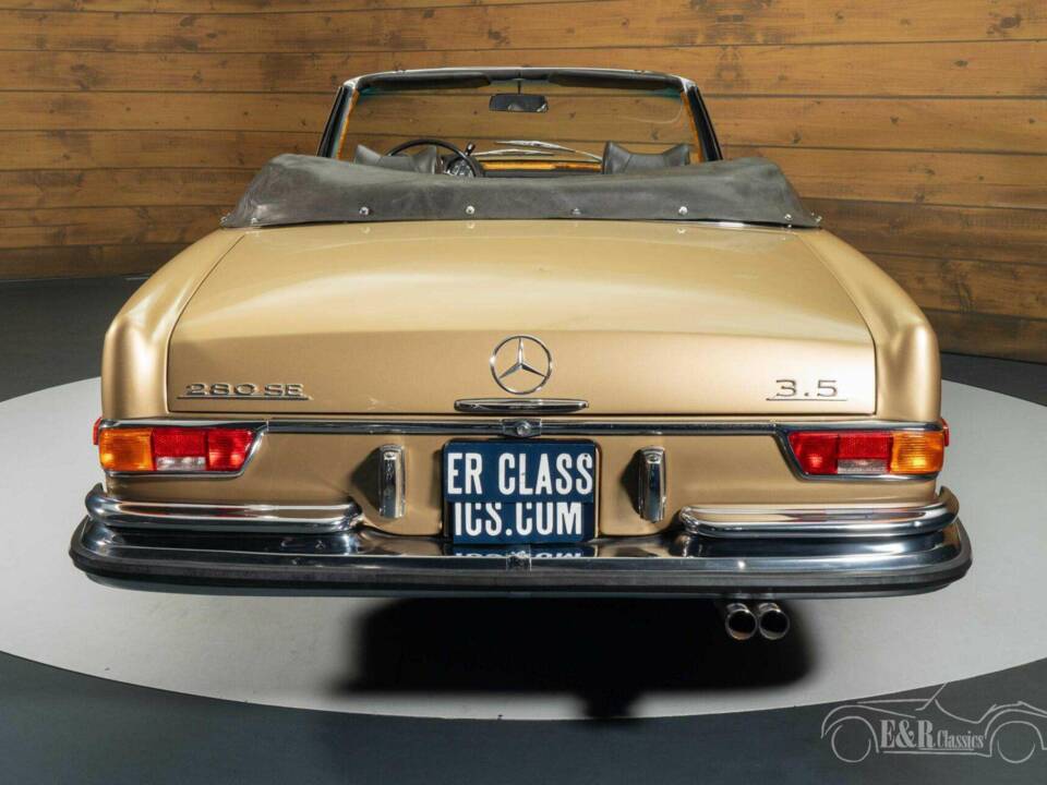 Immagine 19/19 di Mercedes-Benz 280 SE 3,5 (1971)