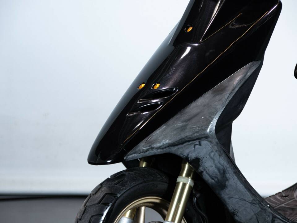 Image 19/50 of Honda DIO ZX (1993)