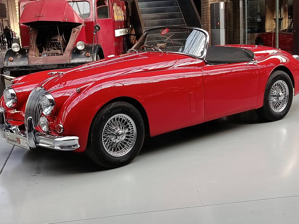 Image 1/15 of Jaguar XK 150 3.4 S OTS (1959)