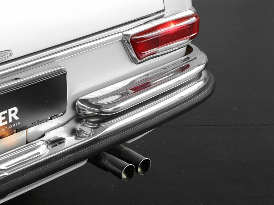 Afbeelding 16/50 van Mercedes-Benz 280 SE (1968)
