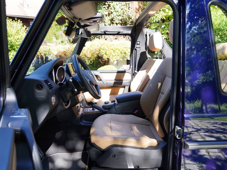 Image 18/21 of Mercedes-Benz G 500 (SWB) (2013)