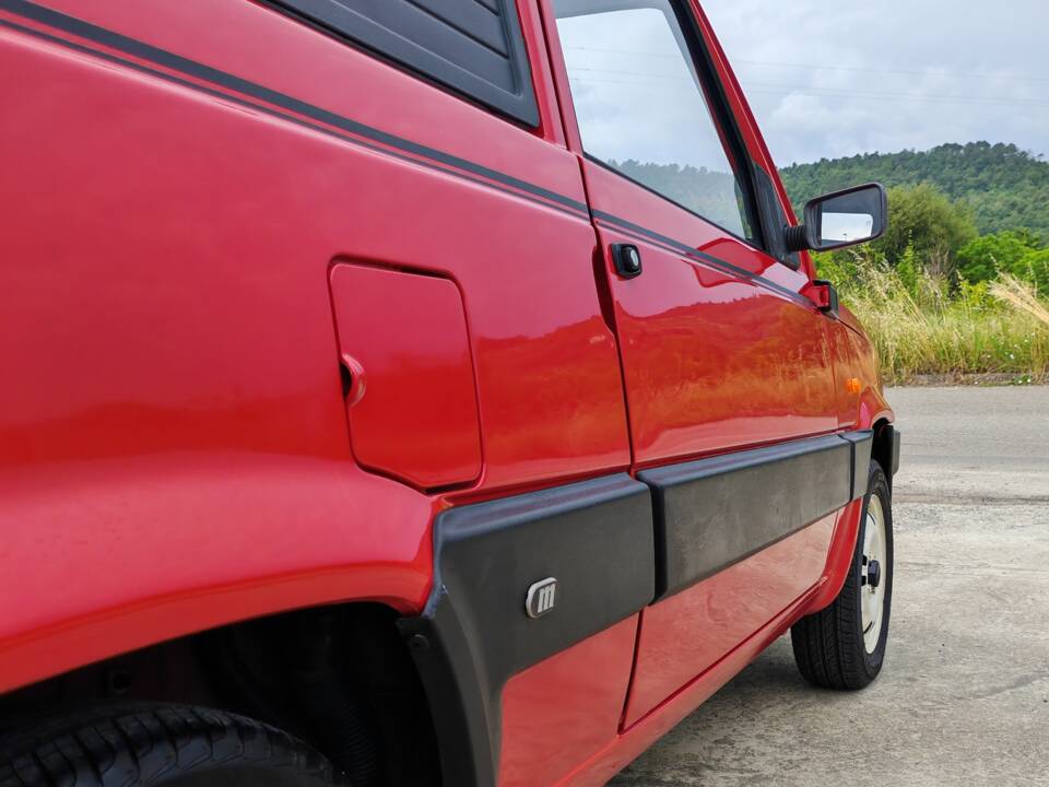 Immagine 10/30 di FIAT Panda "Young" (2002)