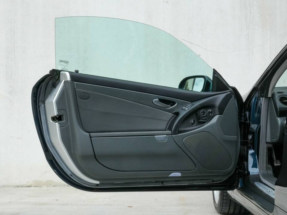 Image 39/45 de Mercedes-Benz SL 350 (2003)