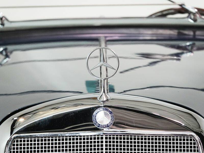 Image 11/15 of Mercedes-Benz 170 V Roadster (1940)