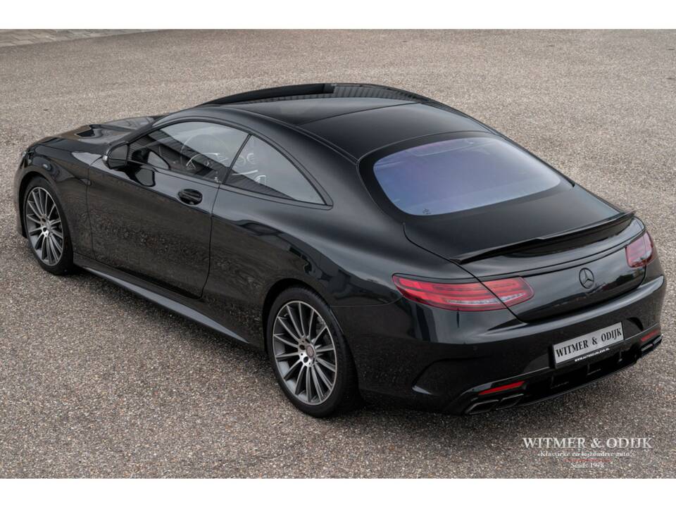 Image 2/36 of Mercedes-Benz S 500 4MATIC (2015)