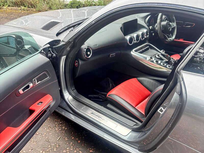 Bild 47/50 von Mercedes-AMG GT-S (2015)