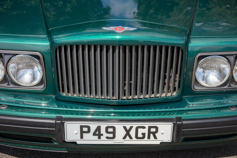 Image 13/50 of Bentley Turbo R lang (1996)
