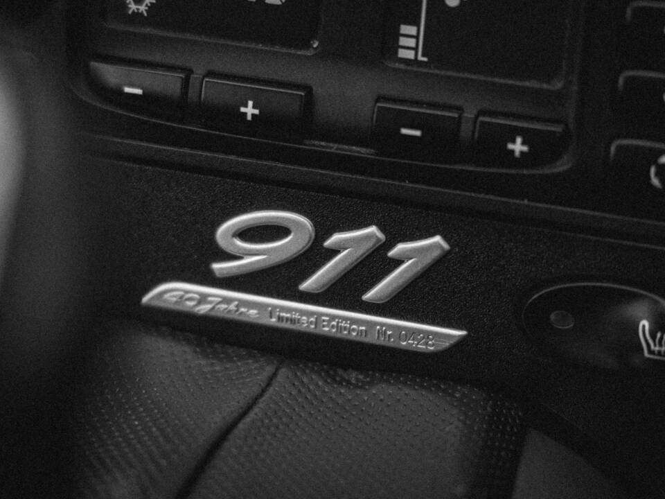 Immagine 8/8 di Porsche 911 Carrera &quot;40 Jahre 911&quot; (2004)