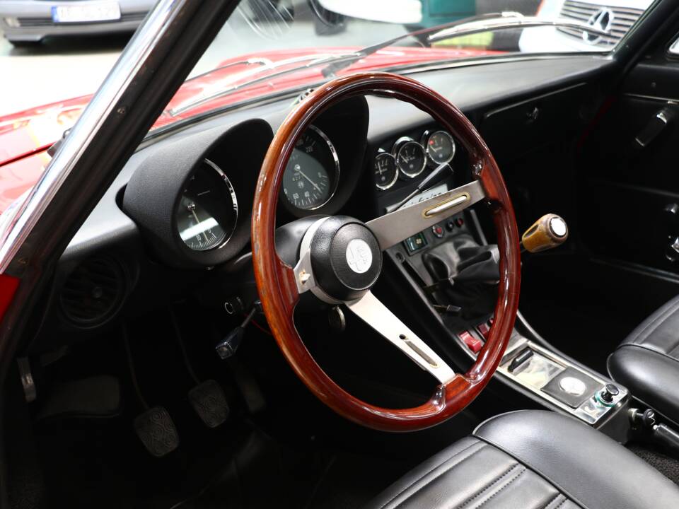 Afbeelding 16/37 van Alfa Romeo 2000 Spider Veloce (1979)