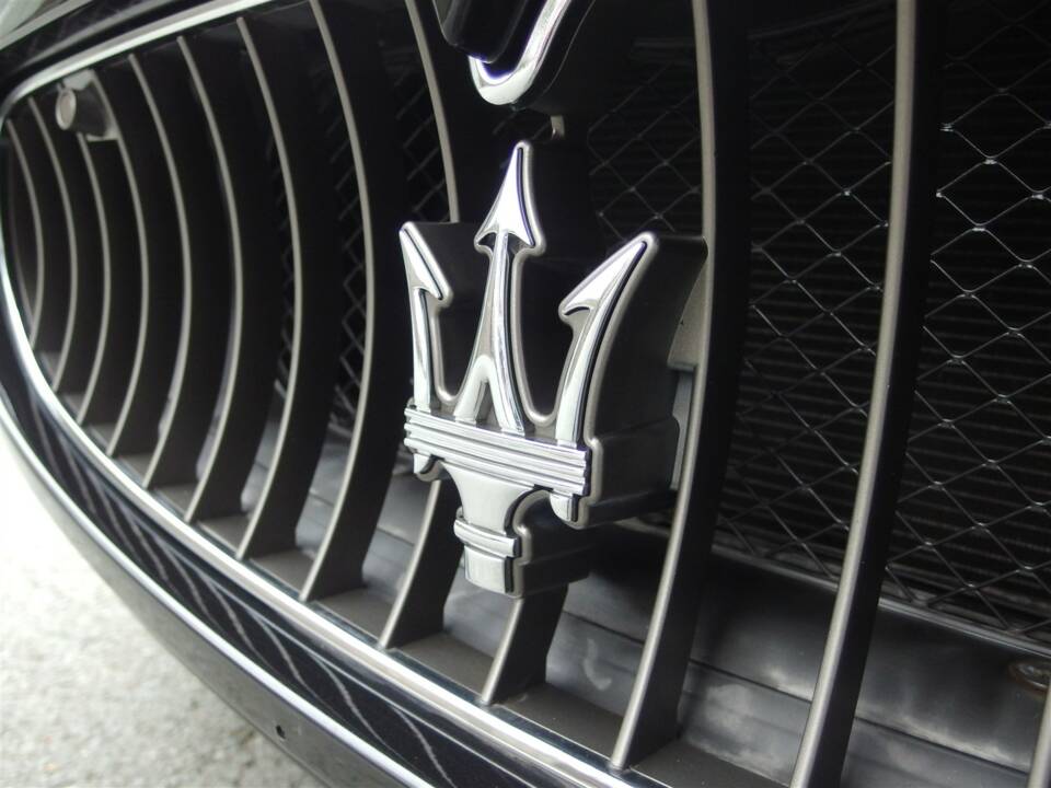 Immagine 70/93 di Maserati GranCabrio 4.7 (2010)