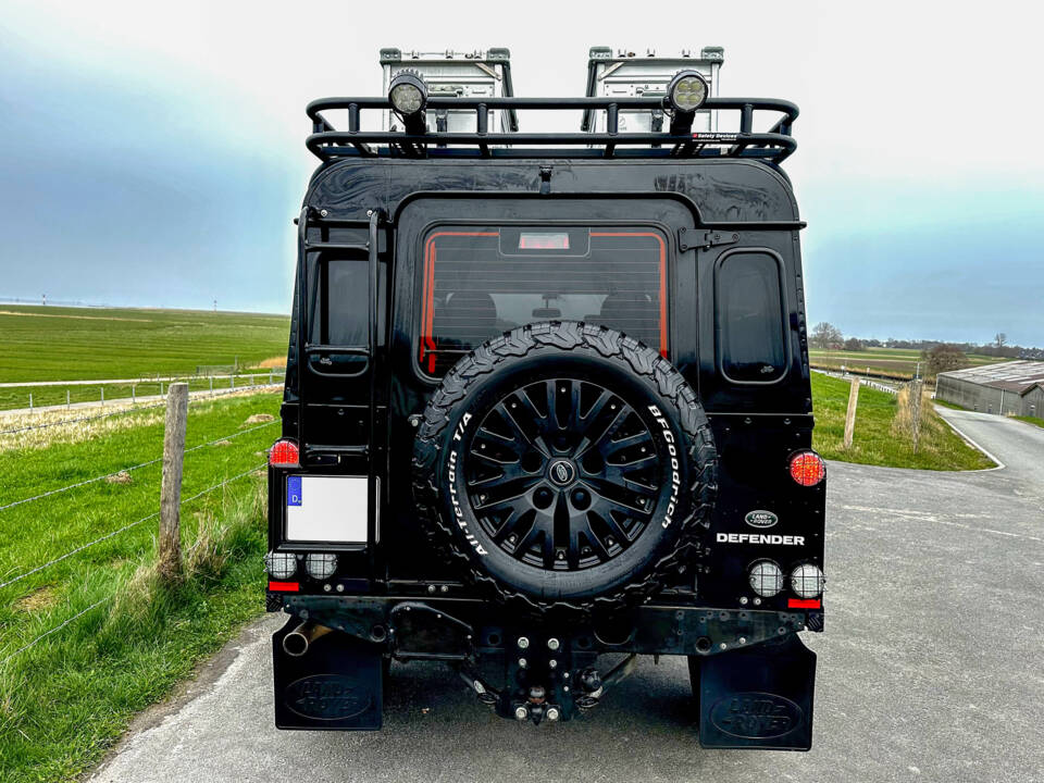 Image 5/21 of Land Rover Defender 110 (2015)