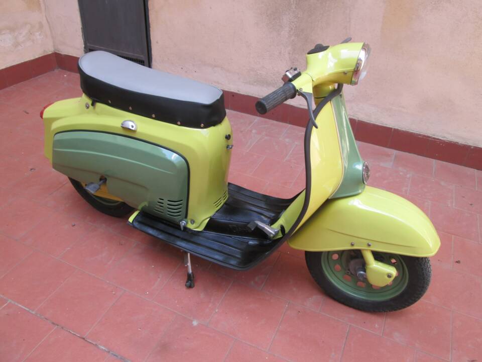 Immagine 37/50 di Agrati Capri 50 (1969)