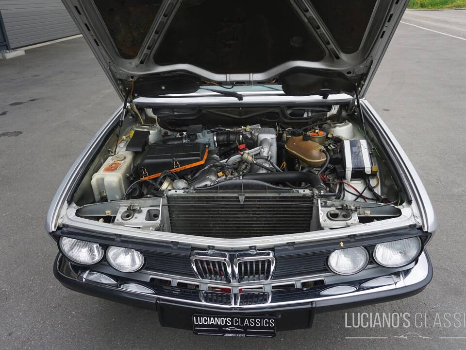 Image 45/59 of BMW 528i (1982)