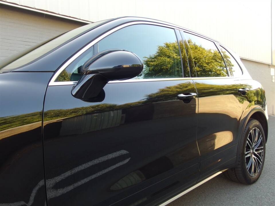 Image 26/96 of Porsche Cayenne S Diesel (2013)