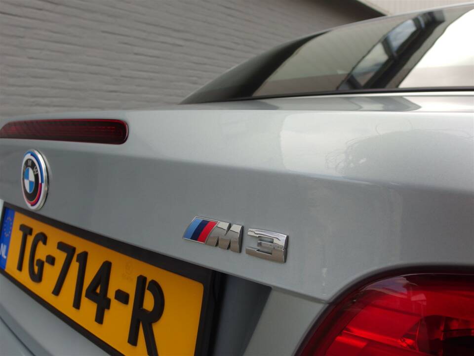 Image 19/98 de BMW M3 (2011)