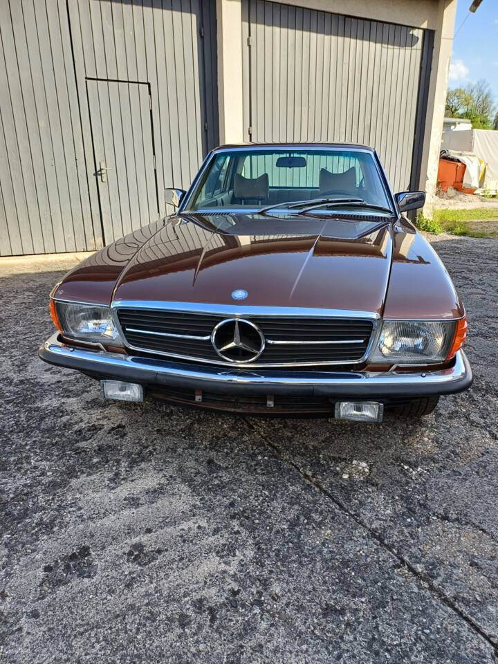 Image 4/9 of Mercedes-Benz 450 SLC (1979)
