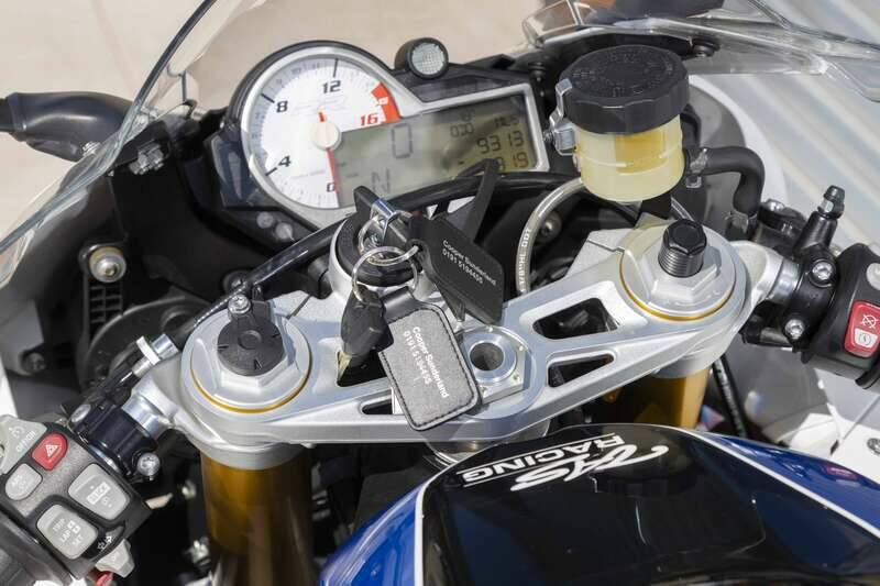 Bild 44/48 von BMW S 1000RR 'TYCO' BSB Race Replica (2016)