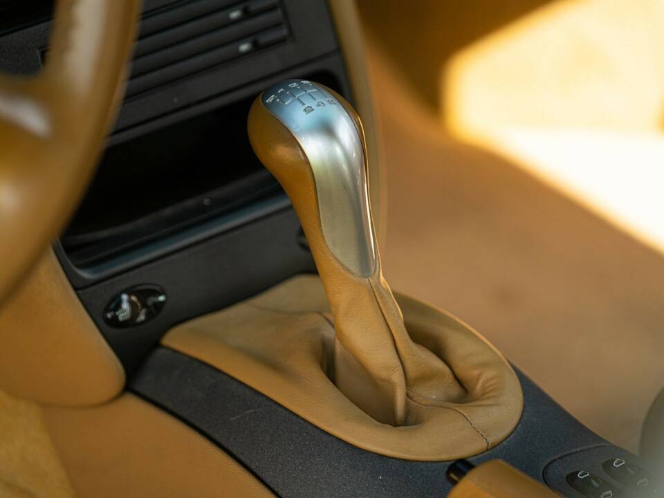 Bild 37/50 von Porsche 911 Carrera (1999)