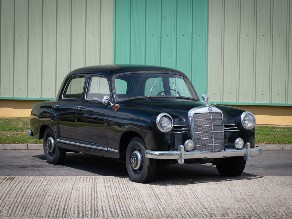 Image 7/30 of Mercedes-Benz 180 (1955)