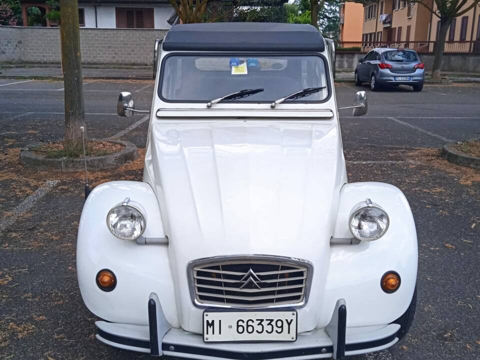 Image 1/13 of Citroën 2 CV 6 (1985)