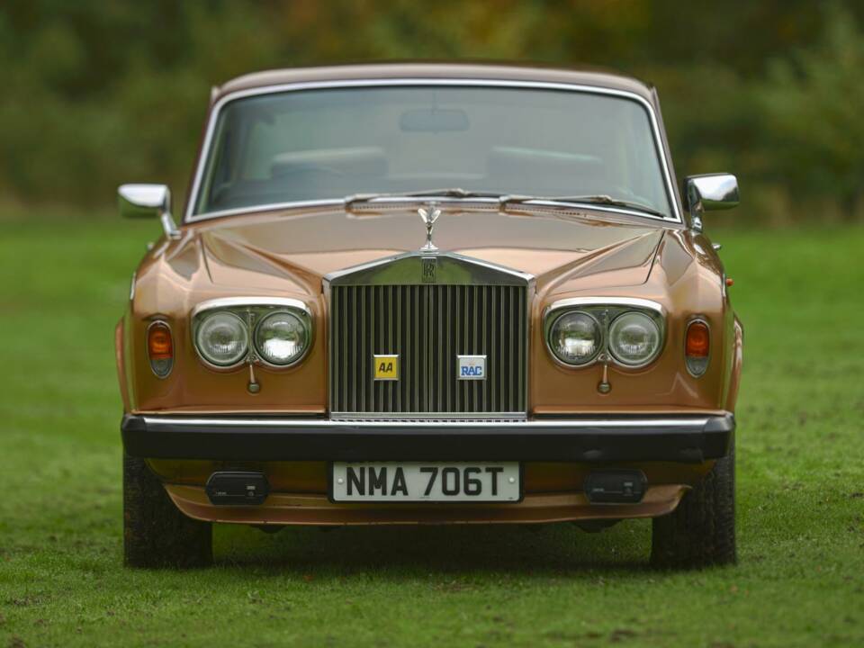 Bild 5/50 von Rolls-Royce Silver Shadow II (1979)